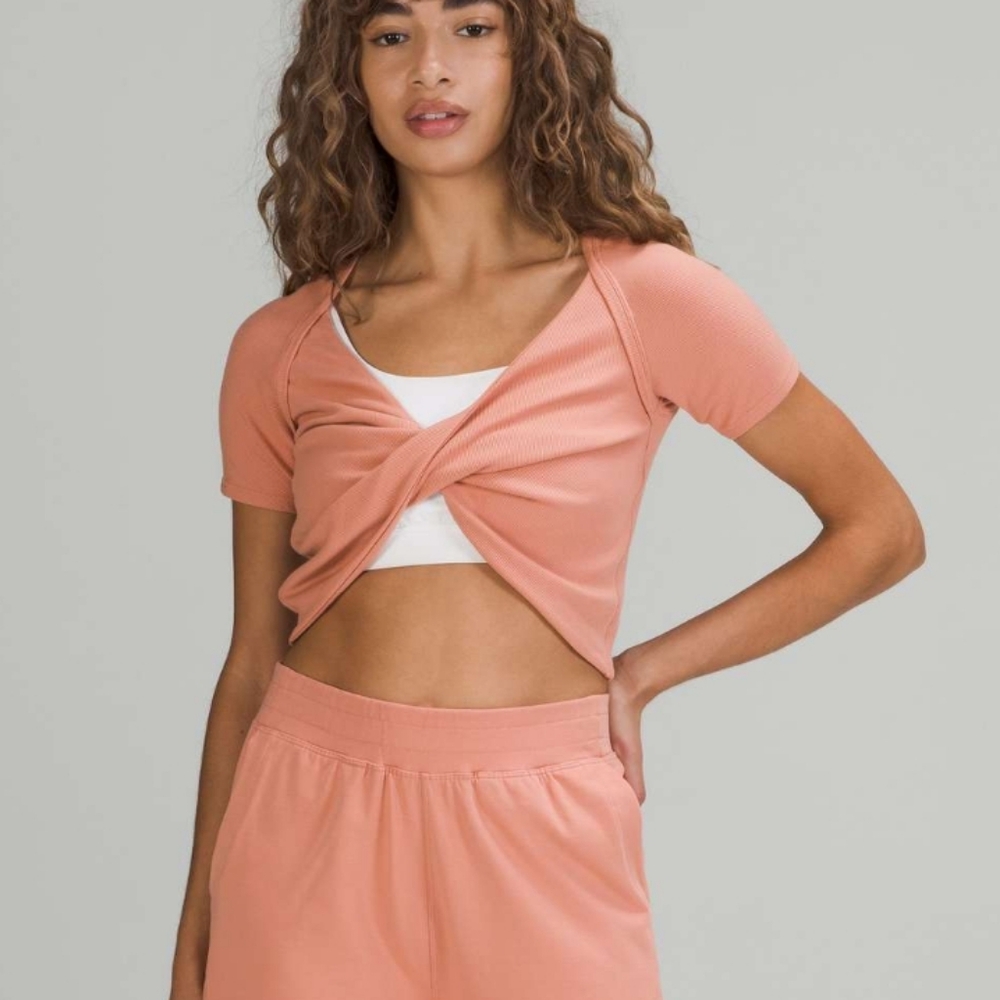 Lululemon LA Twist Front Crop Top
